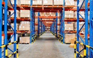 How to manage a Network of Warehouses